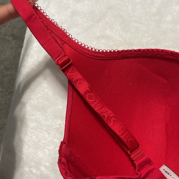 Body by Victoria Bra - Picture 2 of 3